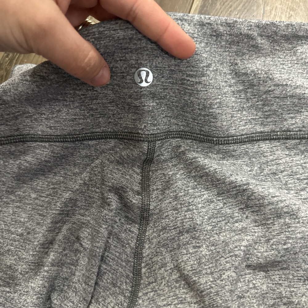 Lululemon Athletica Light Gray Leggings - Picture 4 of 4